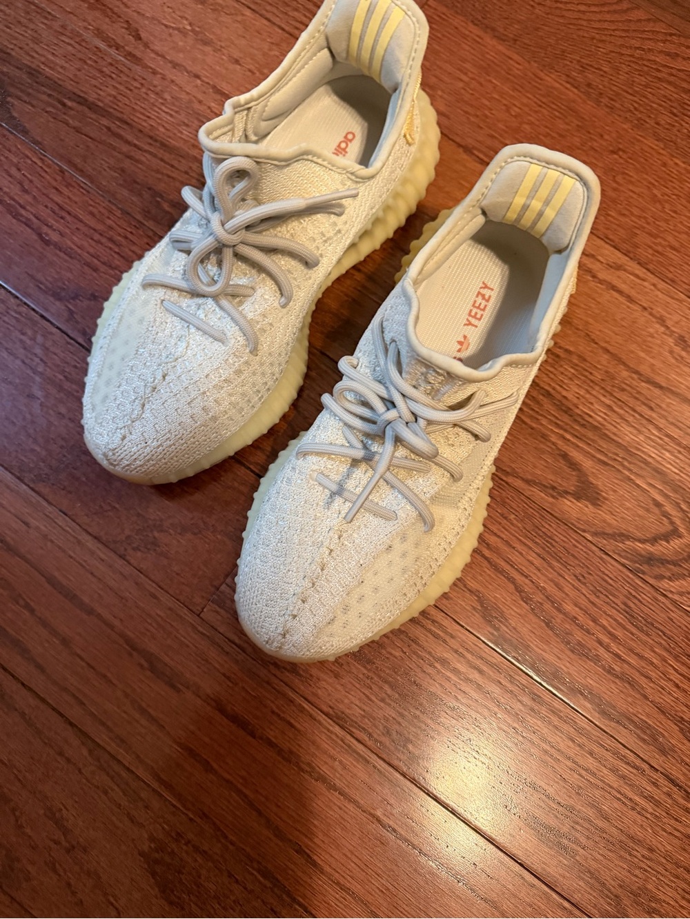 adidas Yeezy Boost 350 V2 Cream / Pale Yellow